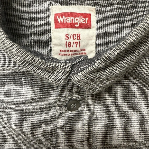 Boys Wrangler Button Down Shirt Size S 6/7 - Picture 3 of 3